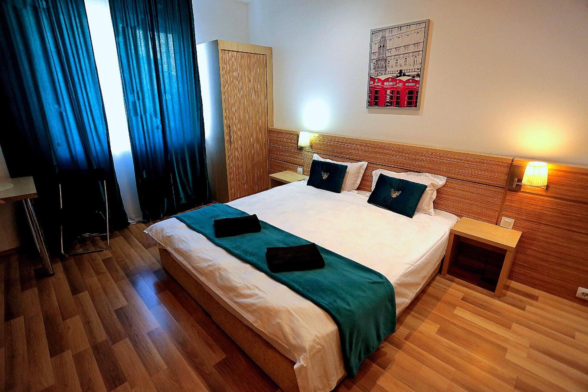 Cataleya Suites Aparthotel Boekarest Buitenkant foto
