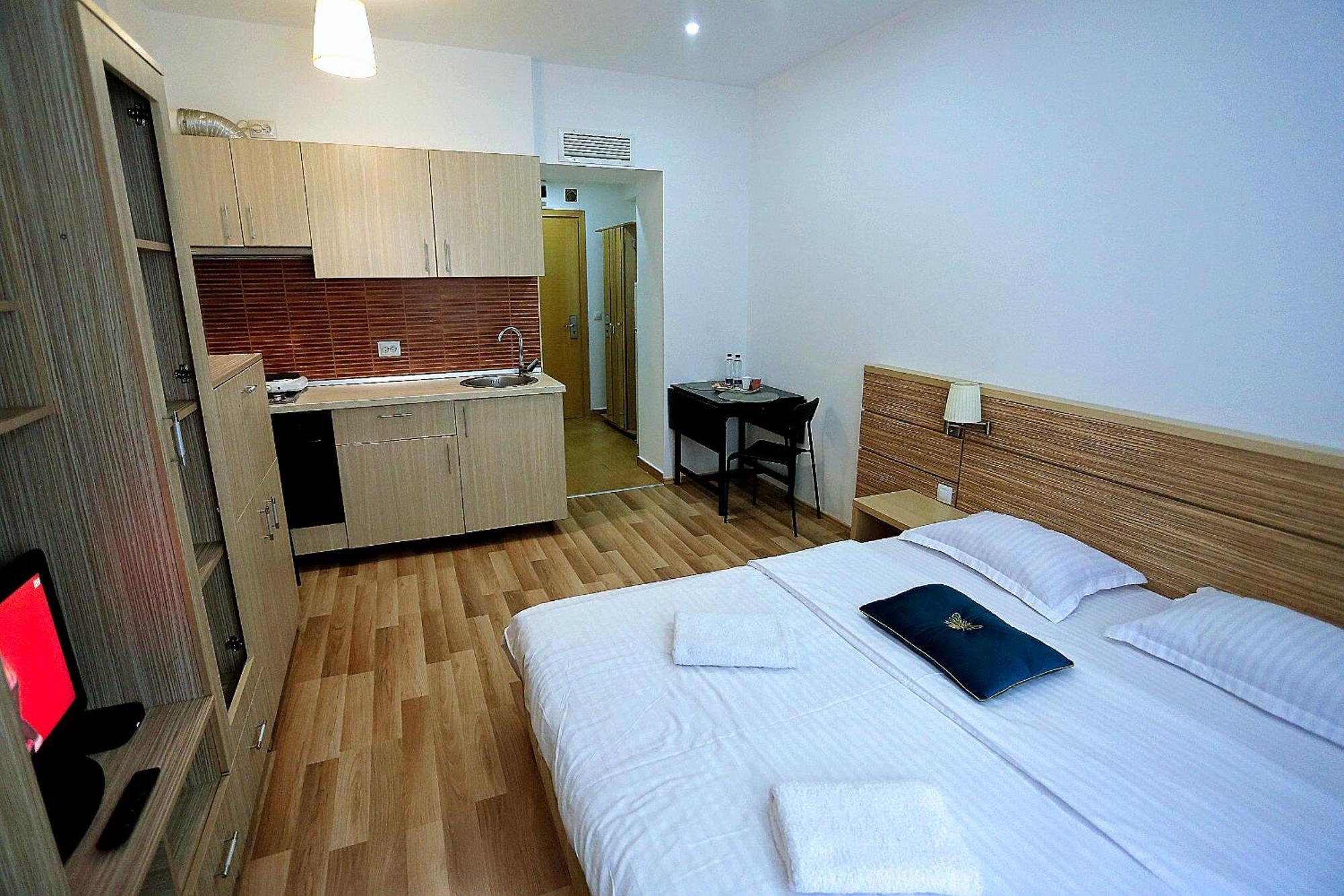 Cataleya Suites Aparthotel Boekarest Buitenkant foto